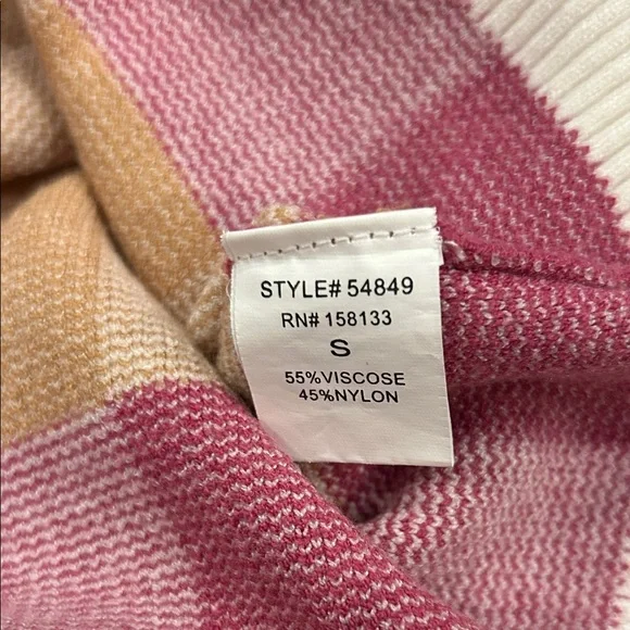 Staccato Checkered Sweater - Picture 4 of 5